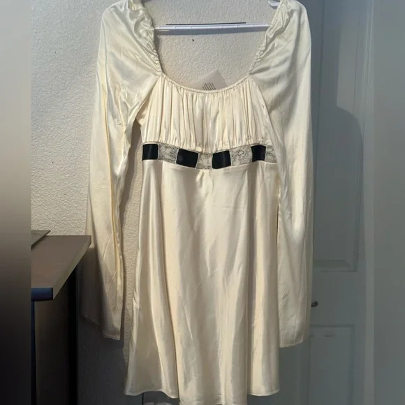 Brand New Stone Cold Fox Elegant Silk Babydoll Dress with Silk Black Ribbon Bow